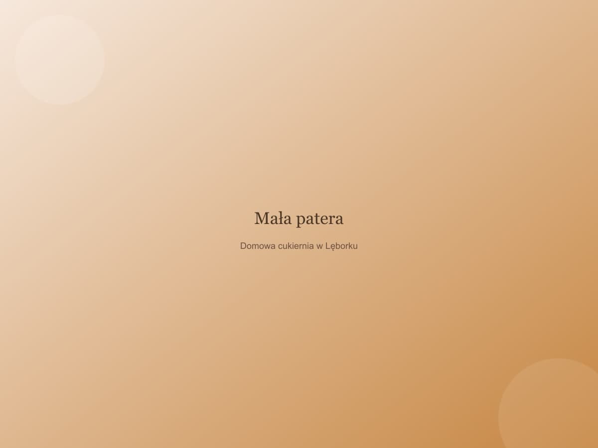 Tort Mała Patera na blacie w pracowni cukierniczej